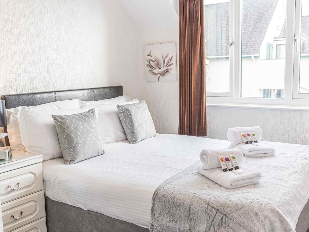 Pass The Keys Comfortable 3 Bed In Central Bowness With Parking Windermere Exteriör bild
